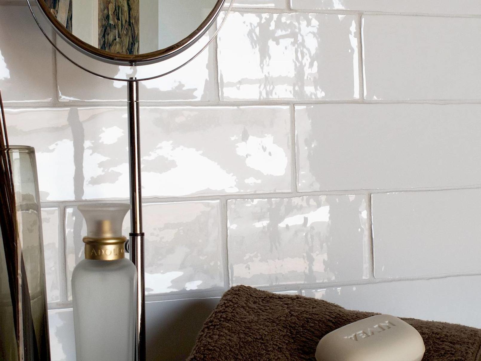 Light Grey Lustré